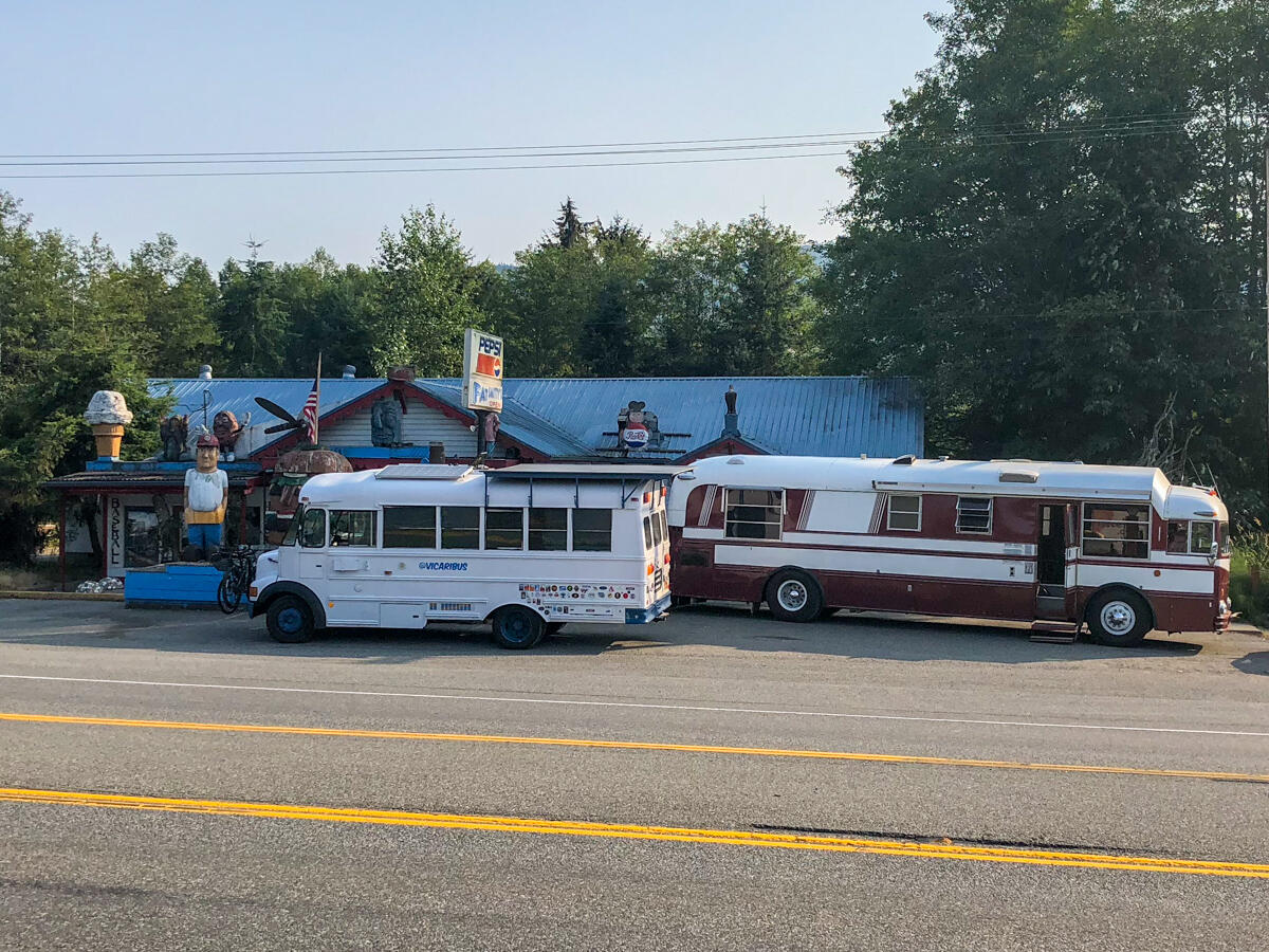 Bus buddies at Fat Smitty's